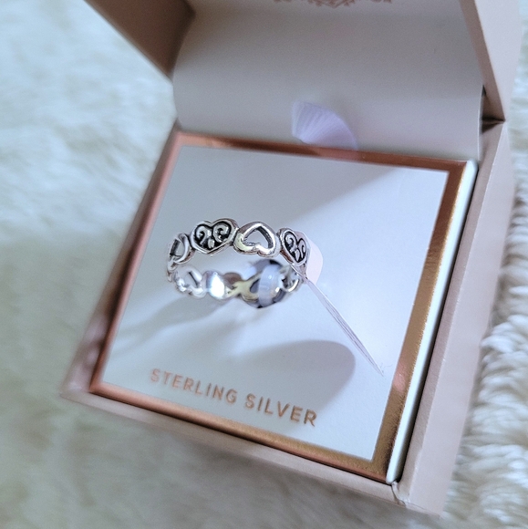 Annika Witt Sterling Silver🤍 Eternal♾️ Hearts💕 Ring💍 - NIB - Picture 15 of 15